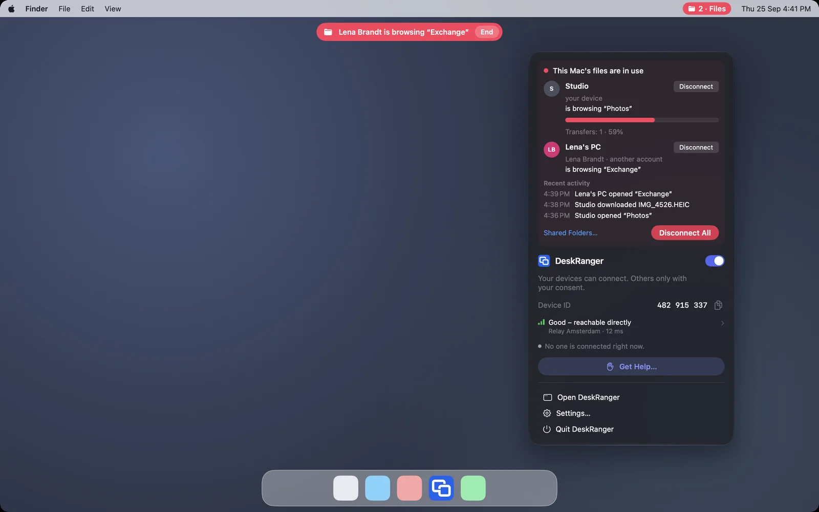The Mac while other devices use its folders: red indicator, banner and menu