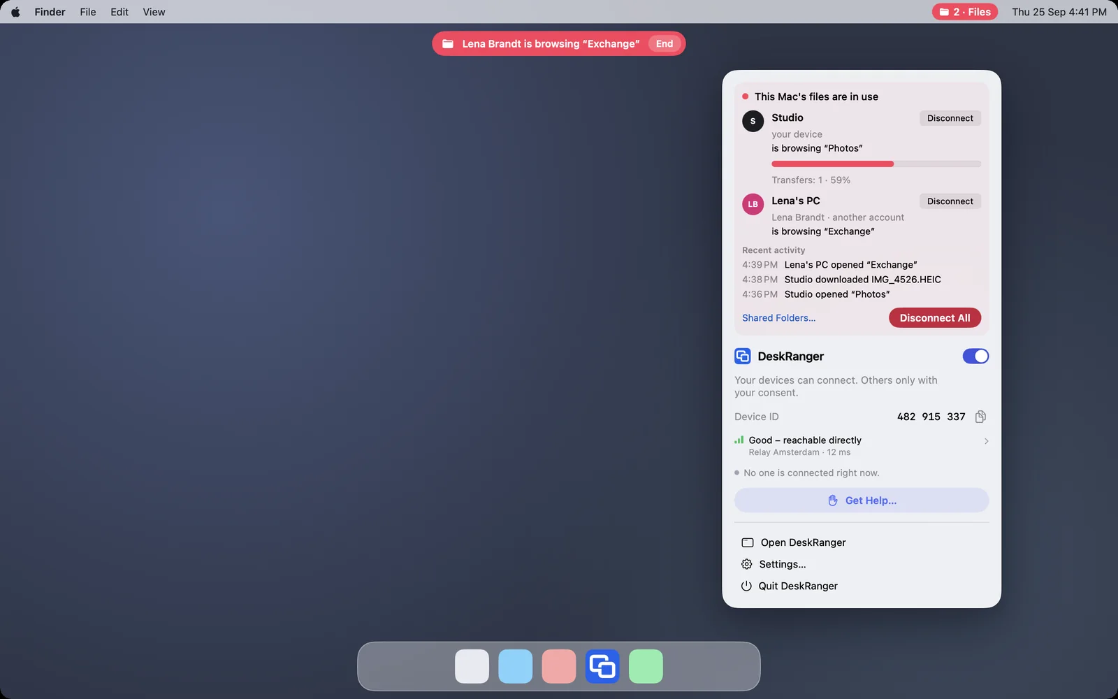 The Mac while other devices use its folders: red indicator, banner and menu